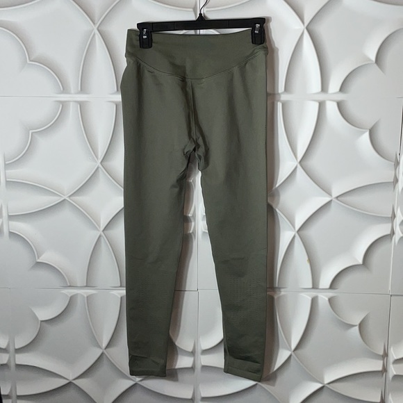 NWT Gymshark Sweat Seamless Leggings - Dusty Olive - Picture 2 of 2